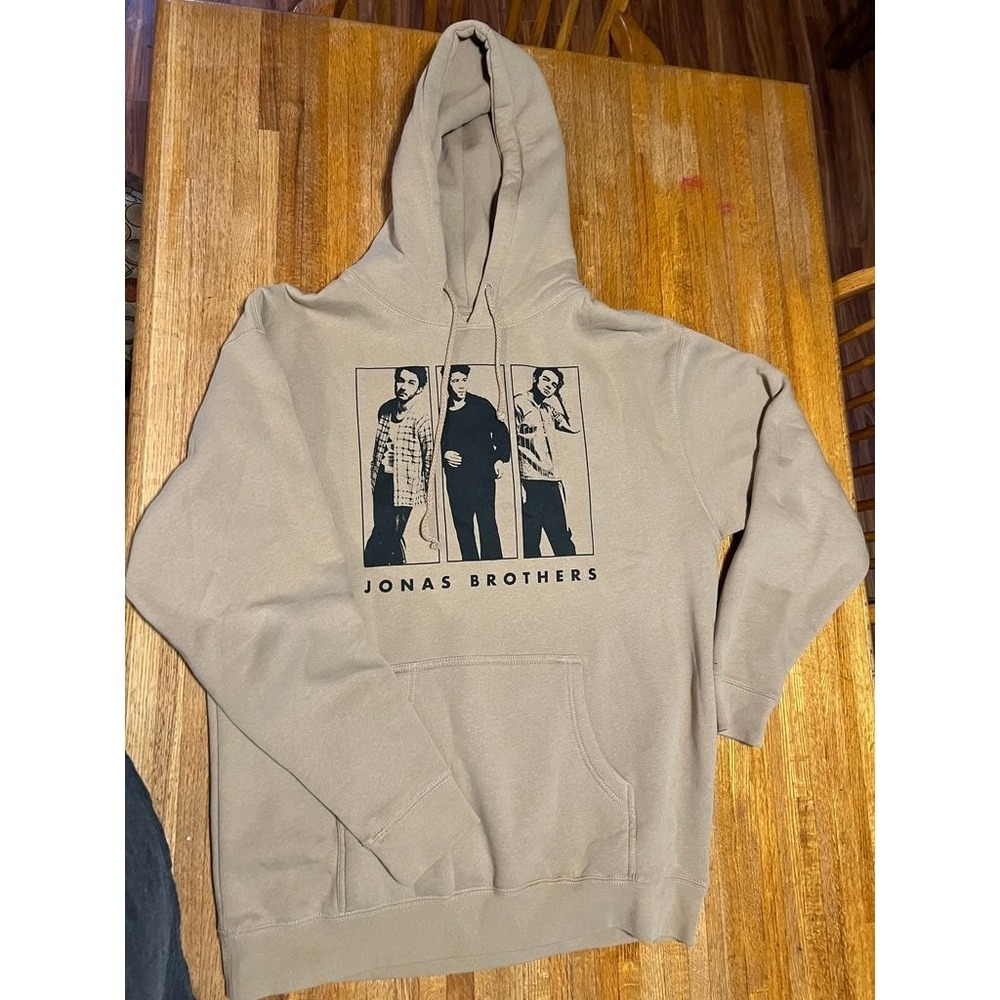 Jonas‎ Brothers 2023 Tour Official Band Large Beige Pullover Hoodie Sweatshirt